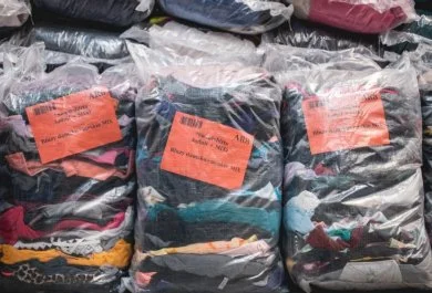 Premium Cream Second Hand Clothing With Popular Usa Brands